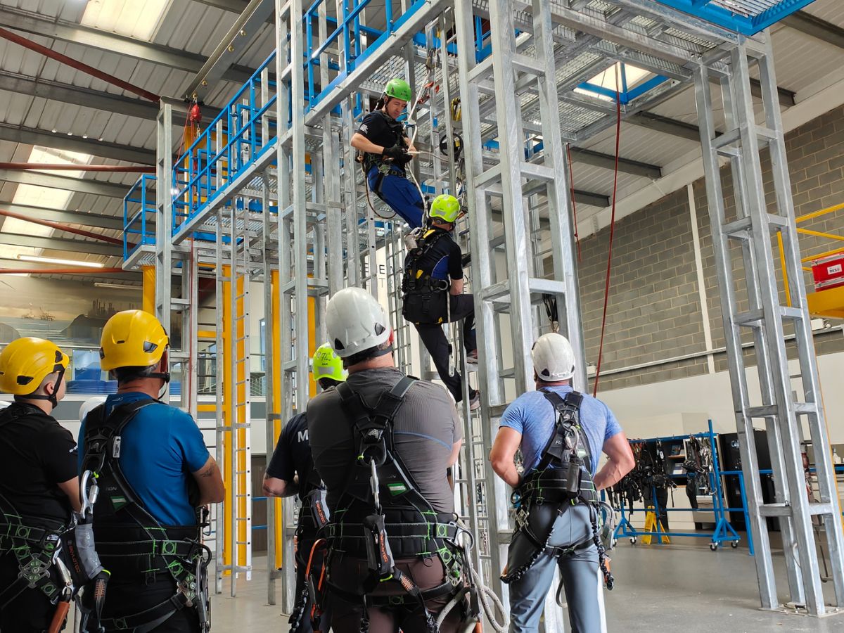 Delegates undertaking working at height training at 3t.